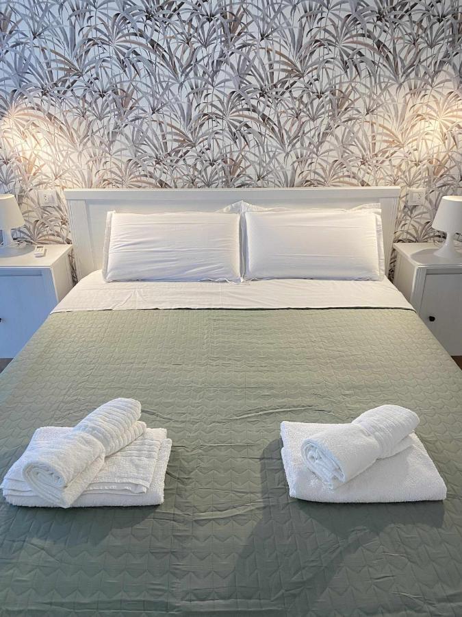 Apartamento Bajo Con Piscina Macarella Cala'N Blanes  Εξωτερικό φωτογραφία