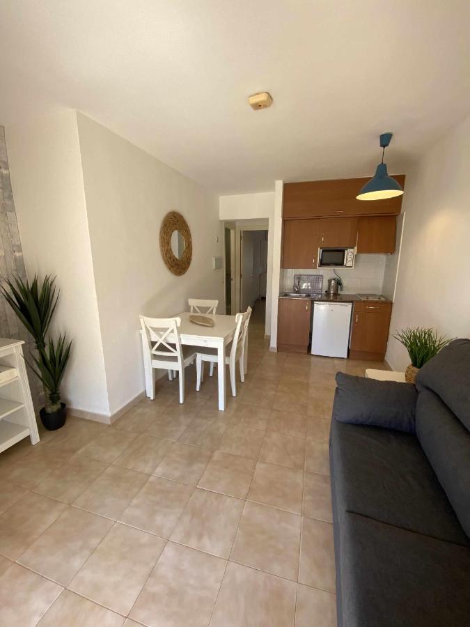Apartamento Bajo Con Piscina Macarella Cala'N Blanes  Εξωτερικό φωτογραφία